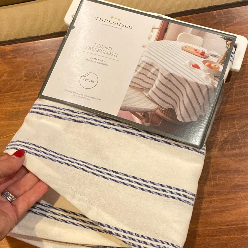 NWT Threshold Round 70” Tablecloth Stripe Blue White NIP Seats 4 - 6 NEW!!